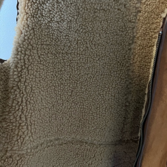 Homecore Leather and Suede Shearling Vest - Picture 9 of 15